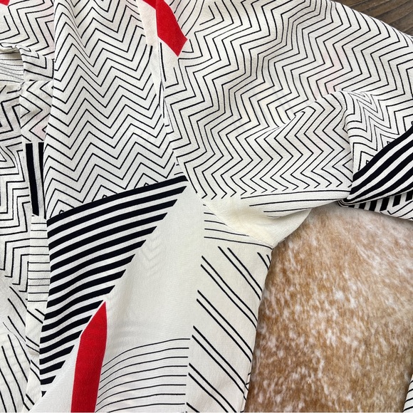 Classiques Entier Silk Blouse - Picture 9 of 10